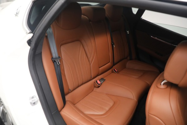 Used 2021 Maserati Quattroporte S Q4 GranLusso for sale $79,995 at Pagani of Greenwich in Greenwich CT 06830 21