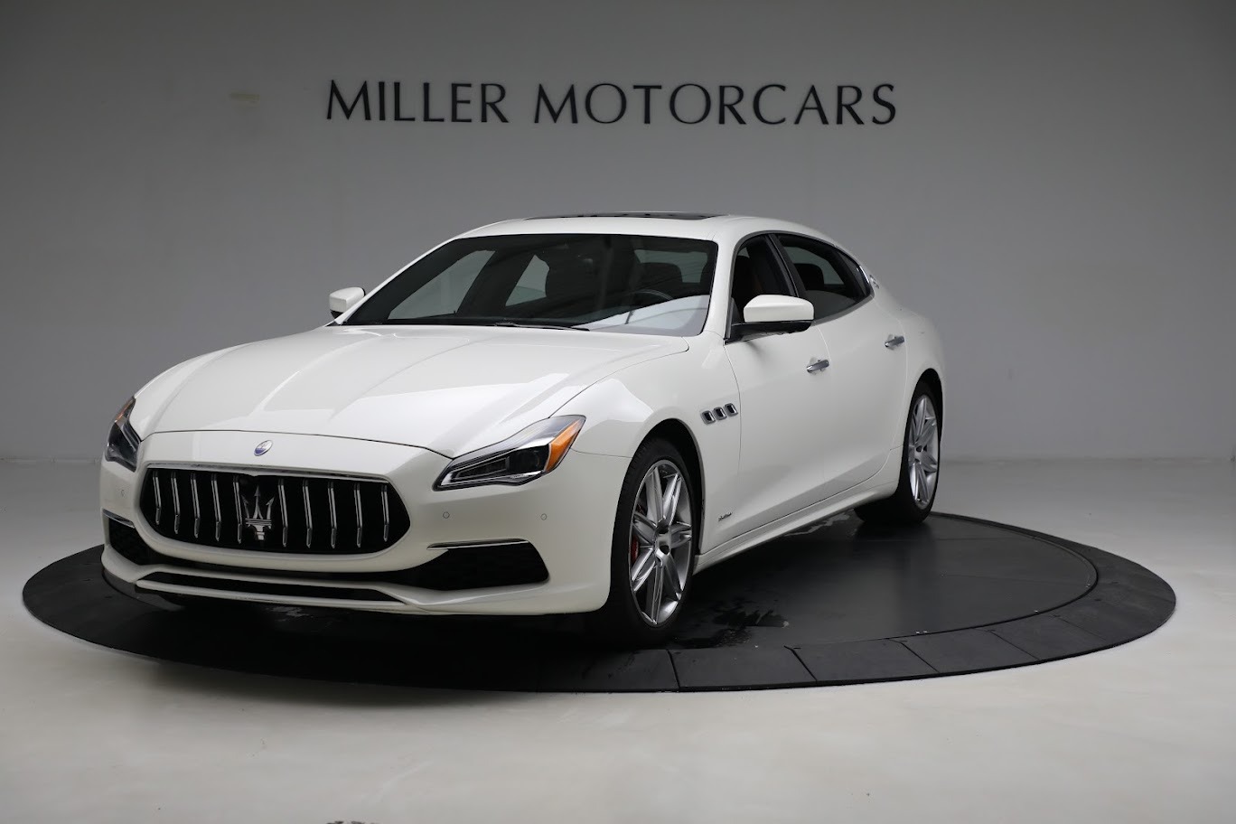 Used 2021 Maserati Quattroporte S Q4 GranLusso for sale Sold at Pagani of Greenwich in Greenwich CT 06830 1