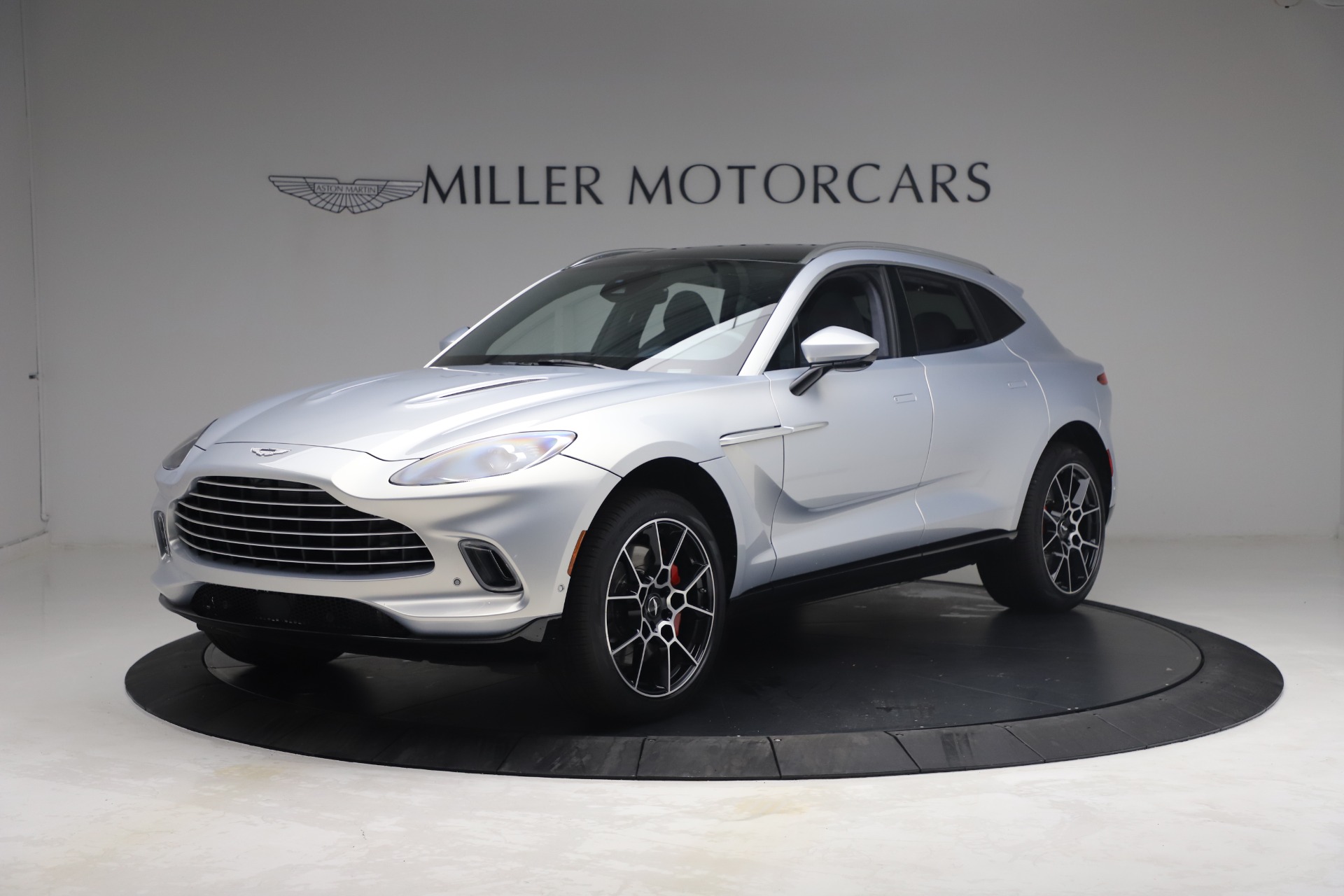 New 2021 Aston Martin DBX for sale $210,786 at Pagani of Greenwich in Greenwich CT 06830 1