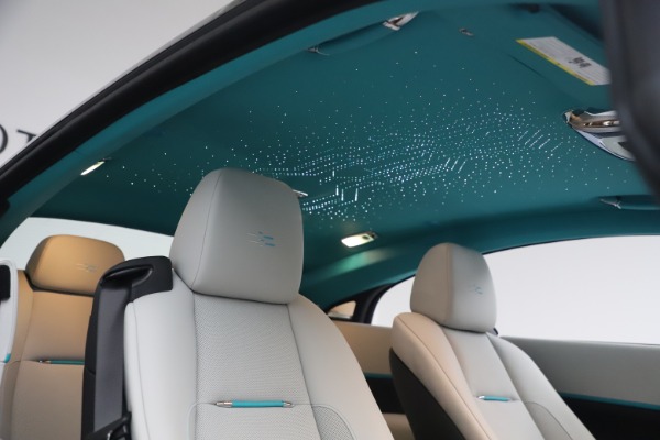 Used 2021 Rolls-Royce Wraith for sale $444,275 at Pagani of Greenwich in Greenwich CT 06830 24