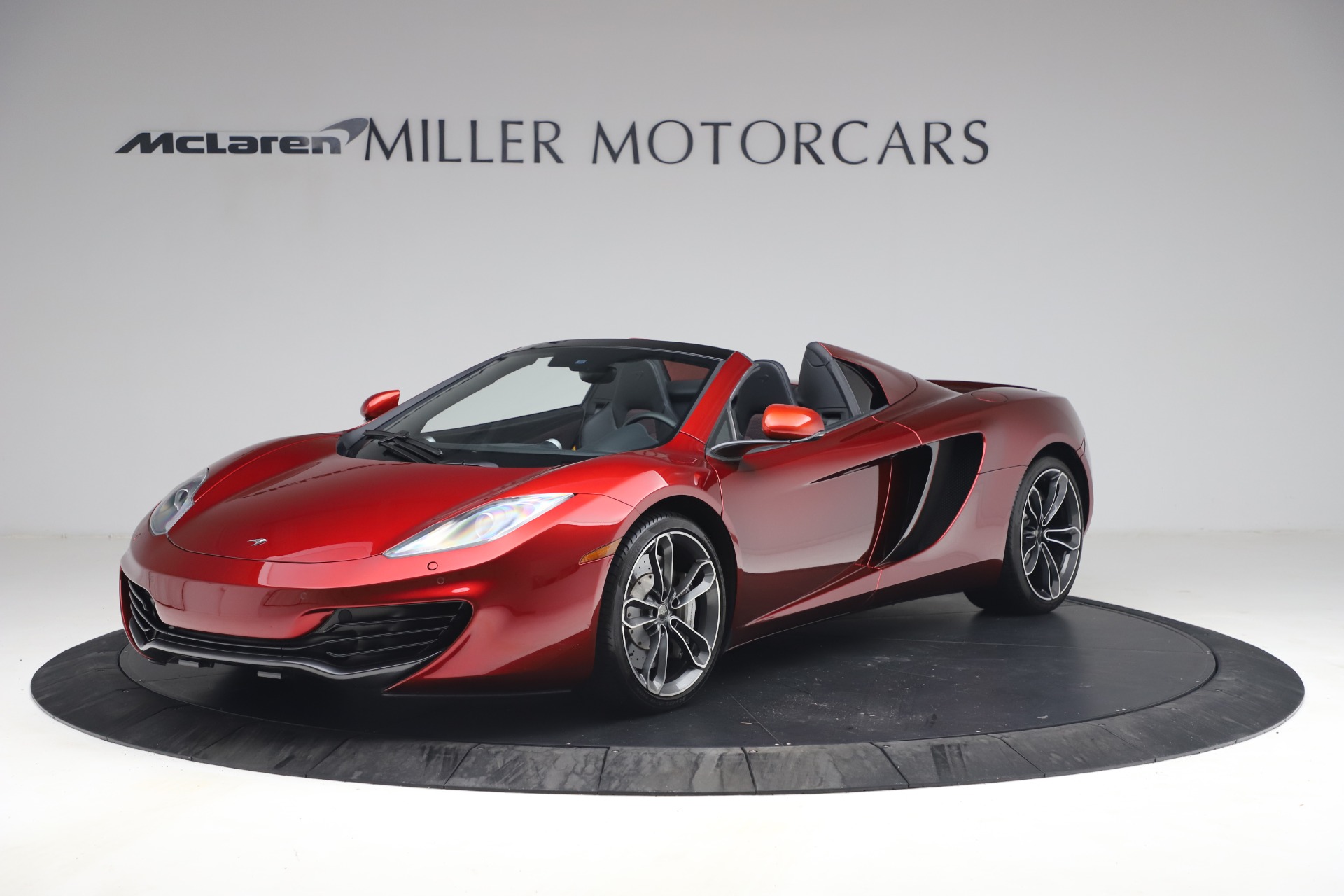 Used 2013 McLaren MP4-12C Spider for sale Sold at Pagani of Greenwich in Greenwich CT 06830 1