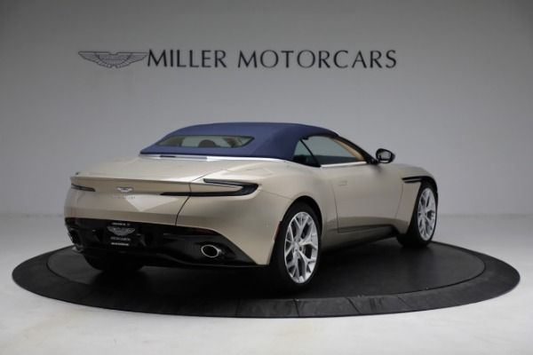 Used 2019 Aston Martin DB11 Volante for sale Sold at Pagani of Greenwich in Greenwich CT 06830 28