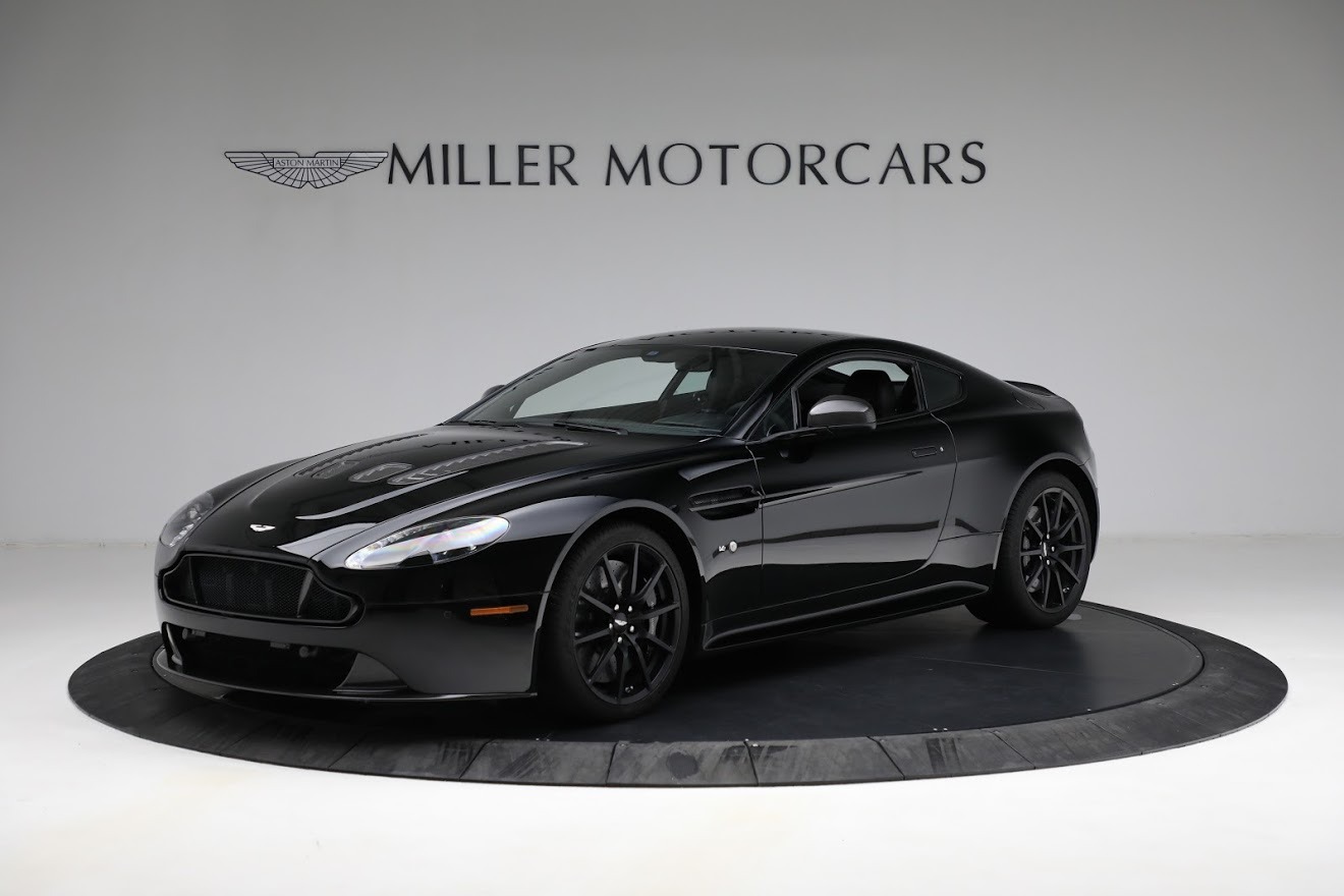 Used 2015 Aston Martin V12 Vantage S for sale Sold at Pagani of Greenwich in Greenwich CT 06830 1