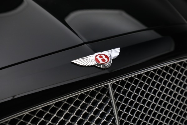 Used 2017 Bentley Flying Spur V8 for sale Sold at Pagani of Greenwich in Greenwich CT 06830 14