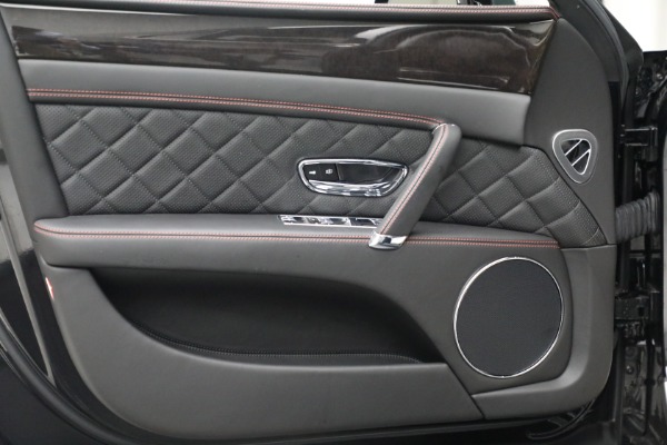 Used 2017 Bentley Flying Spur V8 for sale Sold at Pagani of Greenwich in Greenwich CT 06830 16