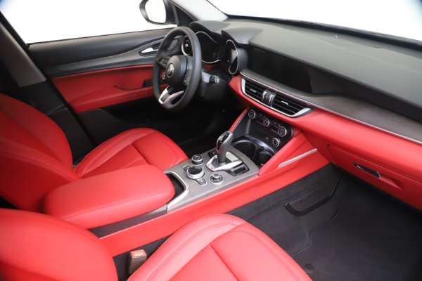 New 2021 Alfa Romeo Stelvio Ti Q4 for sale Sold at Pagani of Greenwich in Greenwich CT 06830 19