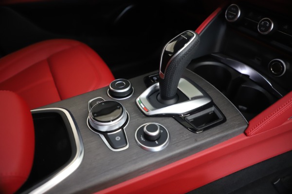 New 2021 Alfa Romeo Stelvio Ti Q4 for sale Sold at Pagani of Greenwich in Greenwich CT 06830 22