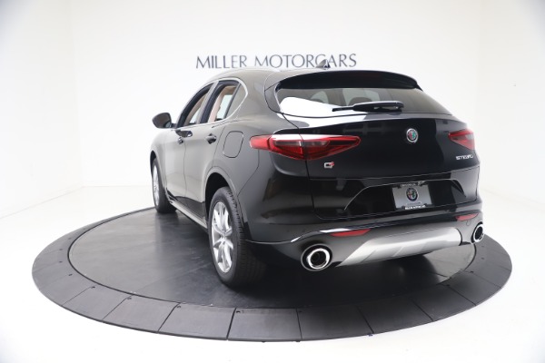 New 2021 Alfa Romeo Stelvio Ti Lusso Q4 for sale Sold at Pagani of Greenwich in Greenwich CT 06830 5