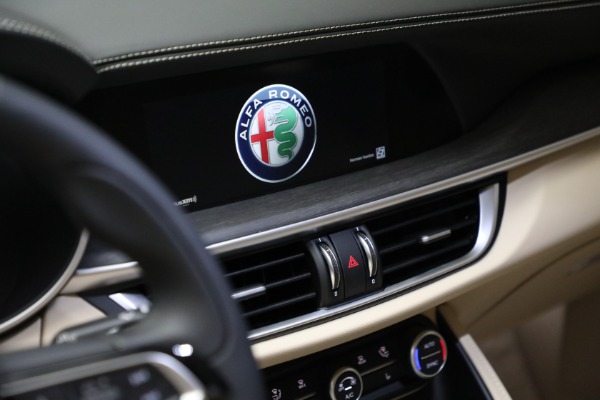 New 2021 Alfa Romeo Stelvio Ti Lusso Q4 for sale Sold at Pagani of Greenwich in Greenwich CT 06830 21