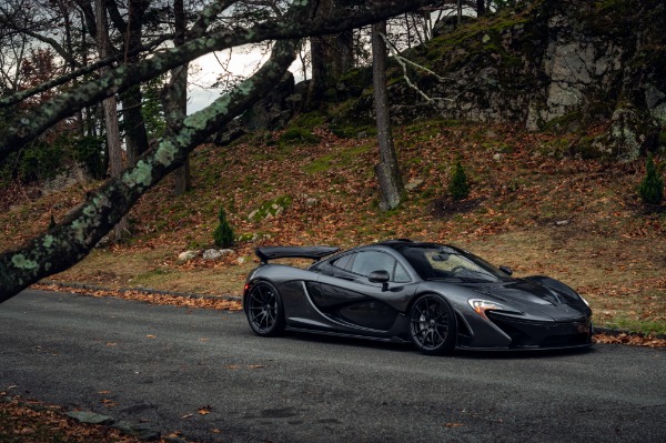 MCLAREN p1 чёрный обои