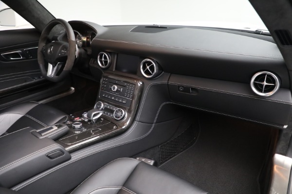 Used 2012 Mercedes-Benz SLS AMG for sale Sold at Pagani of Greenwich in Greenwich CT 06830 18