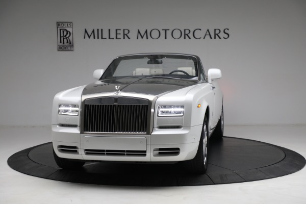 Used 2017 Rolls-Royce Phantom Drophead Coupe for sale Sold at Pagani of Greenwich in Greenwich CT 06830 2