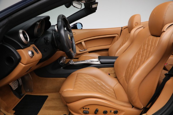 Used 2010 Ferrari California for sale Sold at Pagani of Greenwich in Greenwich CT 06830 26