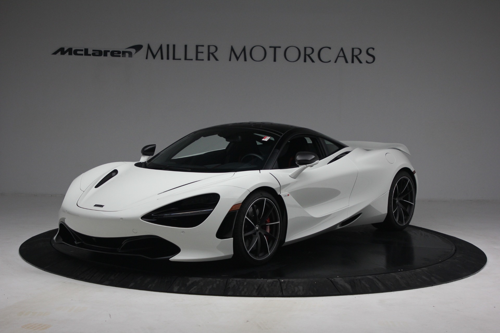 New 2021 McLaren 720S Performance for sale $352,600 at Pagani of Greenwich in Greenwich CT 06830 1