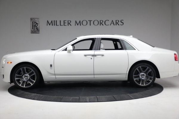 Used 2017 Rolls-Royce Ghost for sale Sold at Pagani of Greenwich in Greenwich CT 06830 3