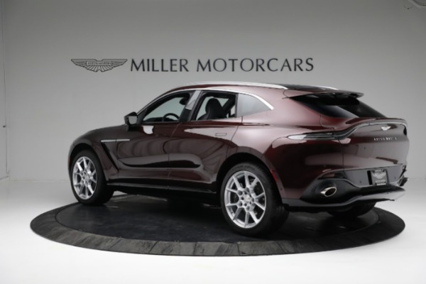 Used 2021 Aston Martin DBX for sale Sold at Pagani of Greenwich in Greenwich CT 06830 3