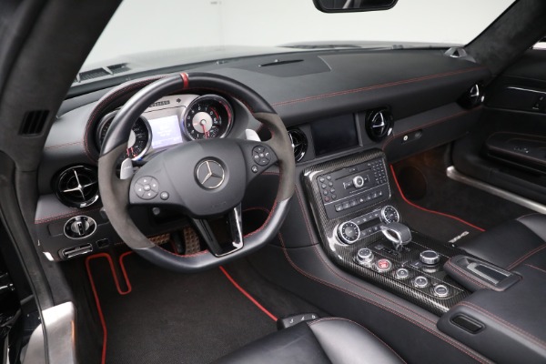 Used 2014 Mercedes-Benz SLS AMG GT for sale Sold at Pagani of Greenwich in Greenwich CT 06830 17