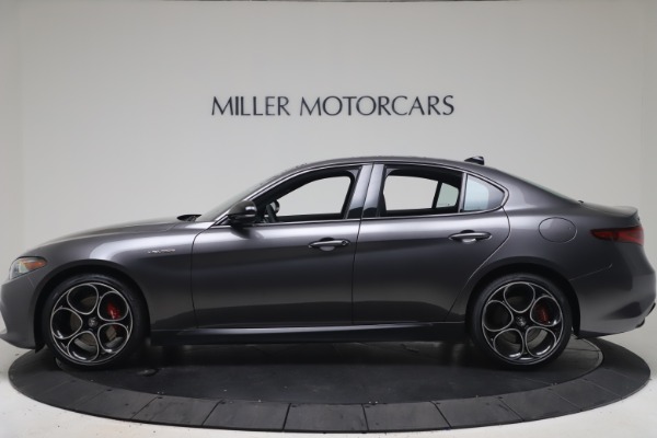 New 2022 Alfa Romeo Giulia Veloce for sale Sold at Pagani of Greenwich in Greenwich CT 06830 3