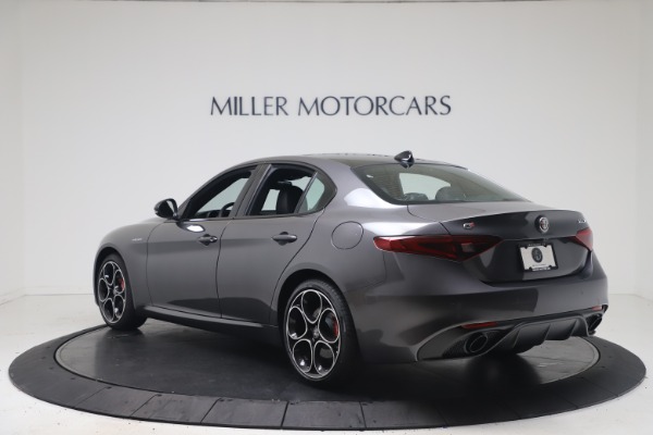 New 2022 Alfa Romeo Giulia Veloce for sale Sold at Pagani of Greenwich in Greenwich CT 06830 5