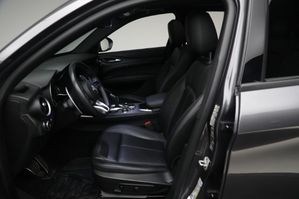 Used 2022 Alfa Romeo Stelvio Sprint for sale $29,900 at Pagani of Greenwich in Greenwich CT 06830 14