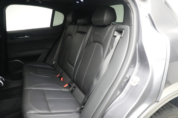 Used 2022 Alfa Romeo Stelvio Sprint for sale $29,900 at Pagani of Greenwich in Greenwich CT 06830 19