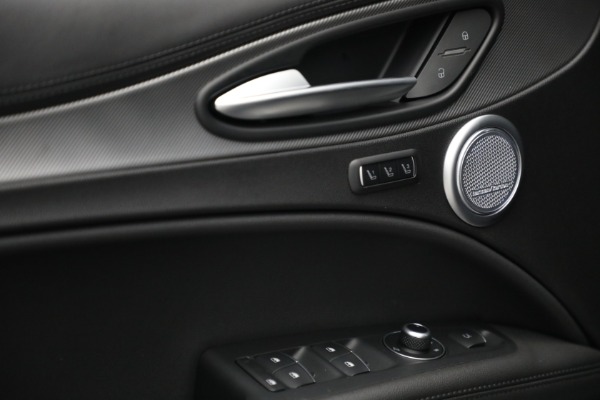 New 2022 Alfa Romeo Stelvio Veloce for sale Sold at Pagani of Greenwich in Greenwich CT 06830 21