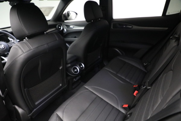 New 2022 Alfa Romeo Stelvio Veloce for sale Sold at Pagani of Greenwich in Greenwich CT 06830 22