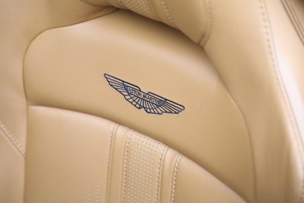Used 2021 Aston Martin Vantage Roadster for sale Sold at Pagani of Greenwich in Greenwich CT 06830 28