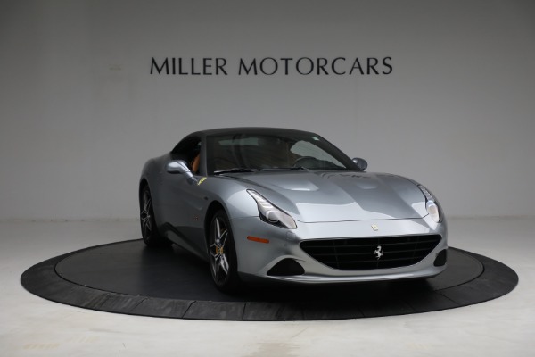 Used 2017 Ferrari California T for sale Sold at Pagani of Greenwich in Greenwich CT 06830 23