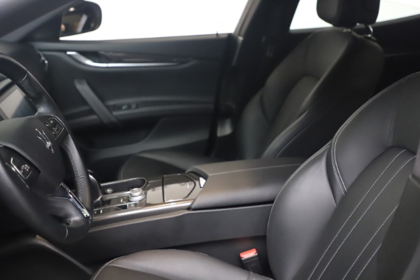 Used 2018 Maserati Ghibli SQ4 for sale $54,900 at Pagani of Greenwich in Greenwich CT 06830 14