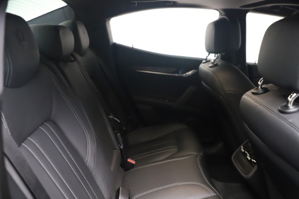 Used 2018 Maserati Ghibli SQ4 for sale $54,900 at Pagani of Greenwich in Greenwich CT 06830 19