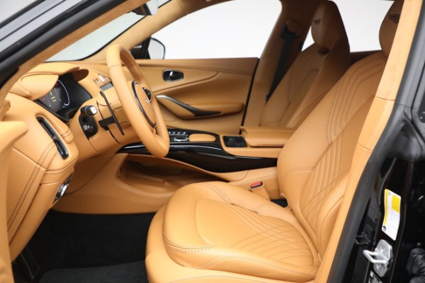Used 2021 Aston Martin DBX for sale $212,786 at Pagani of Greenwich in Greenwich CT 06830 14
