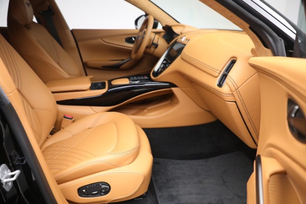Used 2021 Aston Martin DBX for sale $212,786 at Pagani of Greenwich in Greenwich CT 06830 21