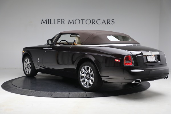 Used 2015 Rolls-Royce Phantom Drophead Coupe for sale Sold at Pagani of Greenwich in Greenwich CT 06830 18