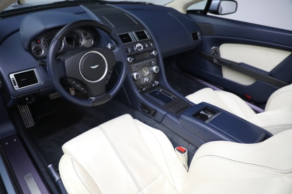 Used 2009 Aston Martin V8 Vantage Roadster for sale Sold at Pagani of Greenwich in Greenwich CT 06830 13