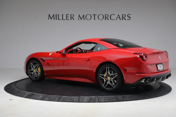 Used 2017 Ferrari California T for sale Sold at Pagani of Greenwich in Greenwich CT 06830 16