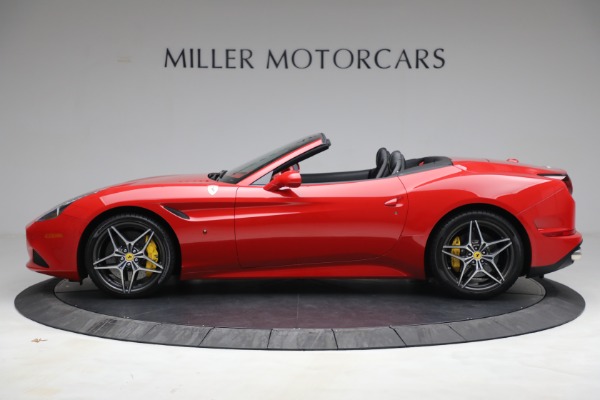 Used 2017 Ferrari California T for sale Sold at Pagani of Greenwich in Greenwich CT 06830 3