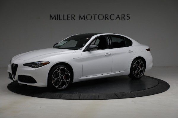 New 2022 Alfa Romeo Giulia Veloce for sale Sold at Pagani of Greenwich in Greenwich CT 06830 2