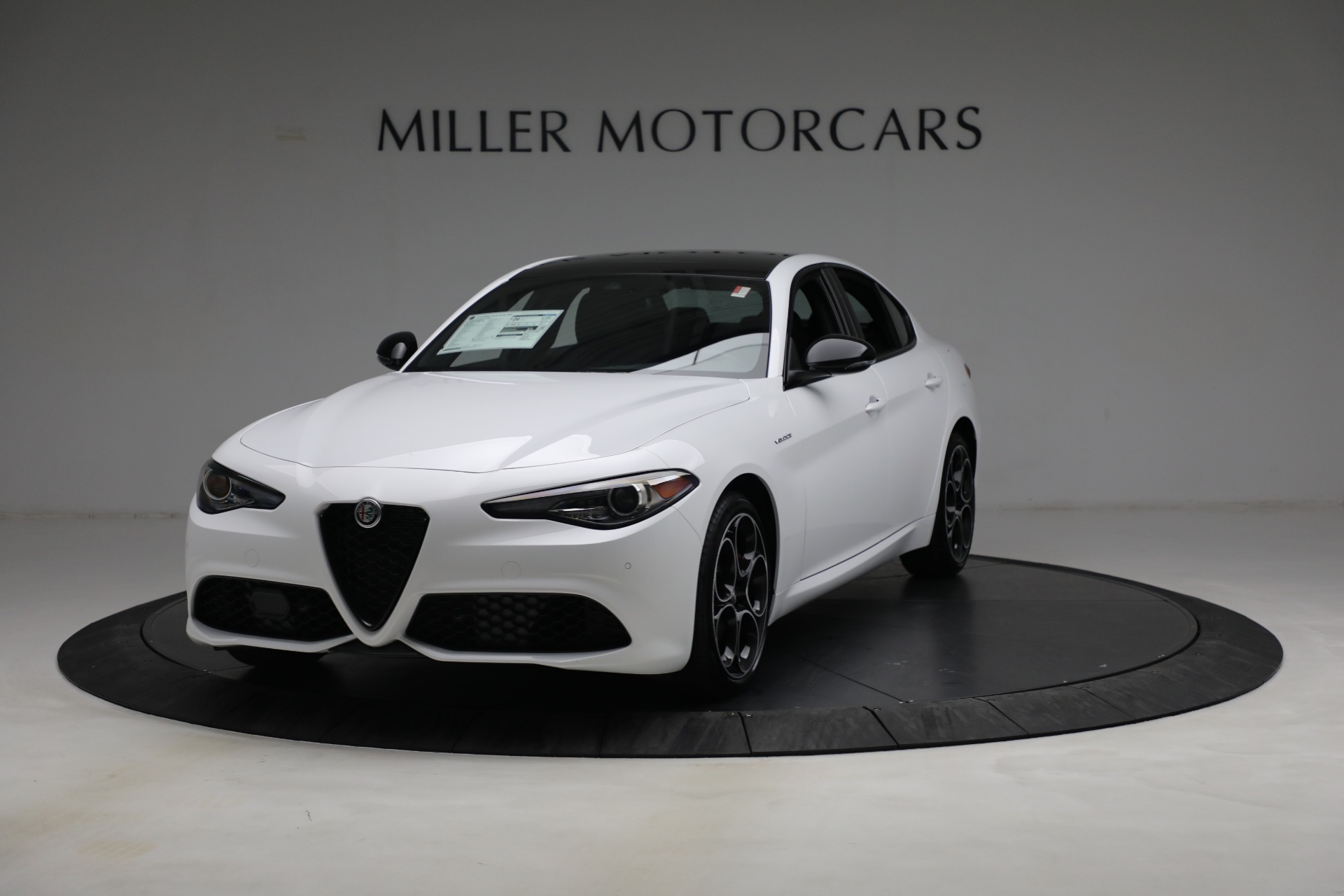 New 2022 Alfa Romeo Giulia Veloce for sale Sold at Pagani of Greenwich in Greenwich CT 06830 1