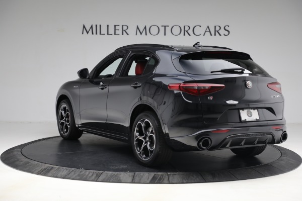 New 2022 Alfa Romeo Stelvio Veloce for sale $58,055 at Pagani of Greenwich in Greenwich CT 06830 5