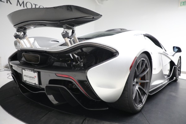 Used 2015 McLaren P1 for sale $1,795,000 at Pagani of Greenwich in Greenwich CT 06830 27