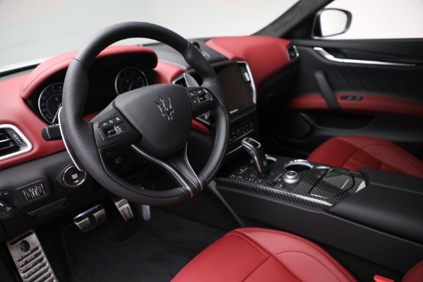 New 2022 Maserati Ghibli Modena Q4 for sale $99,755 at Pagani of Greenwich in Greenwich CT 06830 12