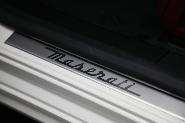 New 2022 Maserati Ghibli Modena Q4 for sale Sold at Pagani of Greenwich in Greenwich CT 06830 18