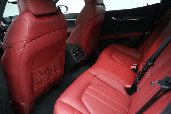 New 2022 Maserati Ghibli Modena Q4 for sale $99,755 at Pagani of Greenwich in Greenwich CT 06830 20