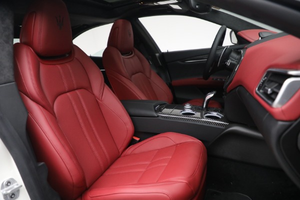 New 2022 Maserati Ghibli Modena Q4 for sale $99,755 at Pagani of Greenwich in Greenwich CT 06830 27