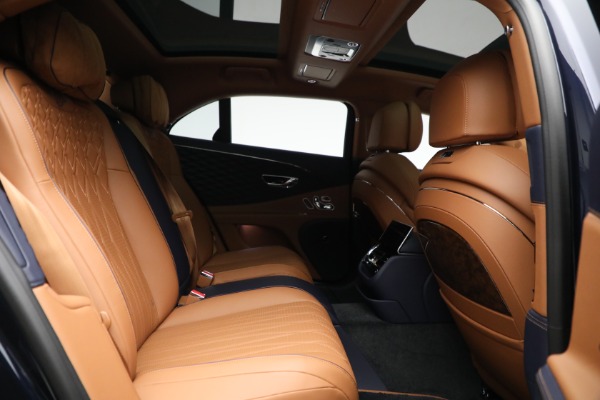 Used 2022 Bentley Flying Spur W12 for sale Sold at Pagani of Greenwich in Greenwich CT 06830 27