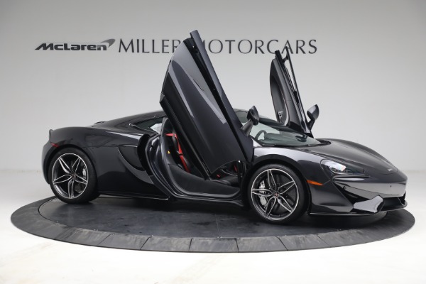 Used 2018 McLaren 570GT for sale Sold at Pagani of Greenwich in Greenwich CT 06830 23