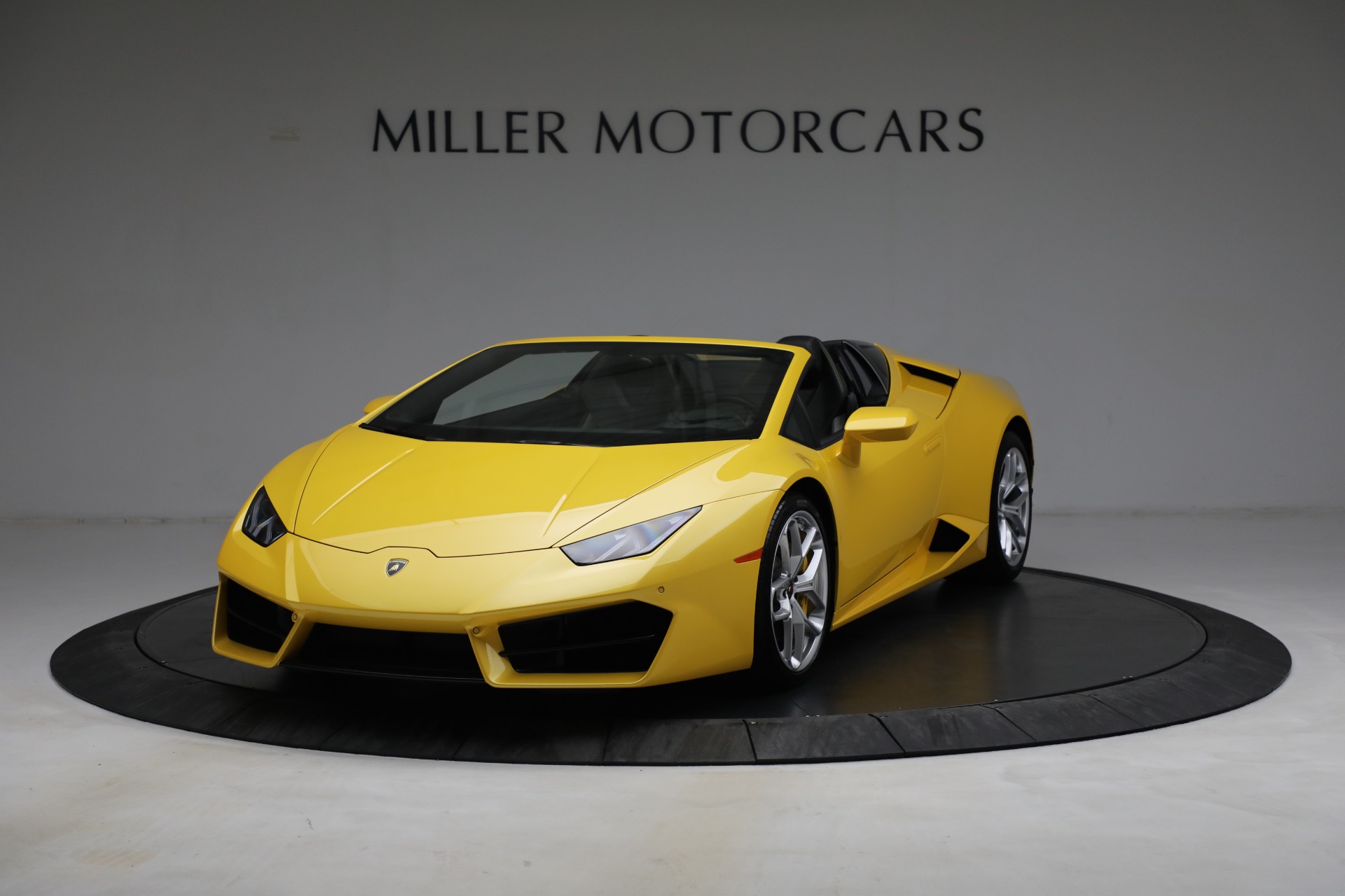 Used 2017 Lamborghini Huracan LP 580-2 Spyder for sale Sold at Pagani of Greenwich in Greenwich CT 06830 1