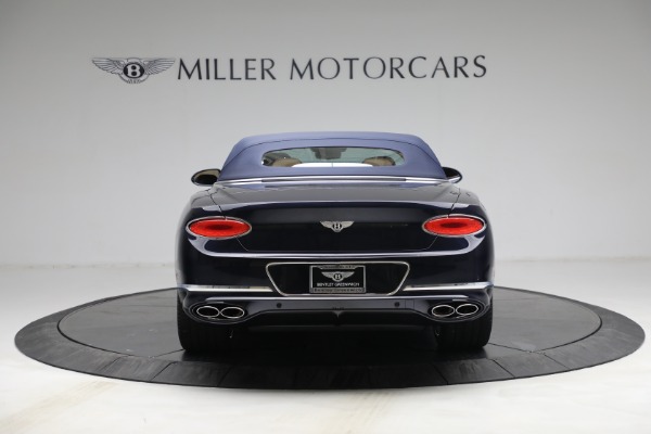 Used 2022 Bentley Continental GT V8 for sale $259,900 at Pagani of Greenwich in Greenwich CT 06830 13