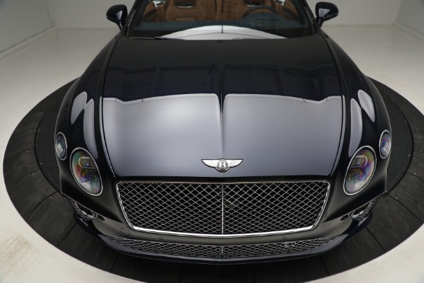 Used 2022 Bentley Continental GT V8 for sale $259,900 at Pagani of Greenwich in Greenwich CT 06830 18
